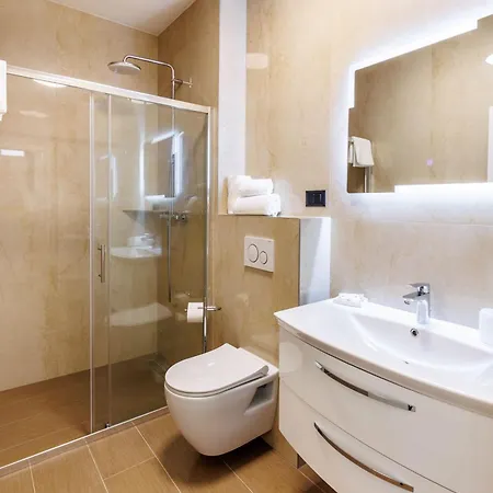 Stella Maris 4* بودْسْتغانا