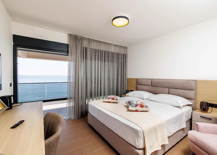 Stella Maris 公寓式酒店 4*